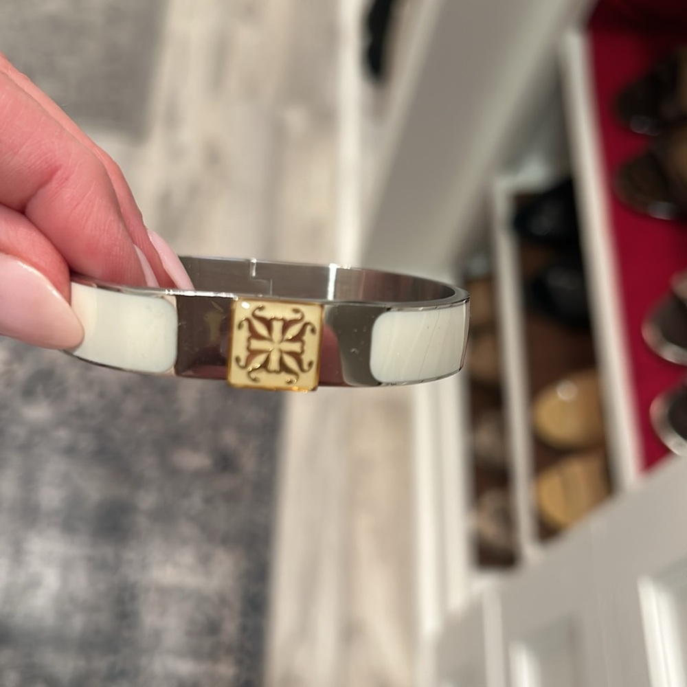 Rustic cuff bangle - Picture 2 of 2